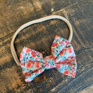 2/$15 Winter Berry Bow on Nylon Band